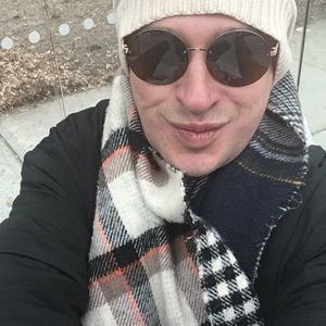 Meet your Posher, Yura